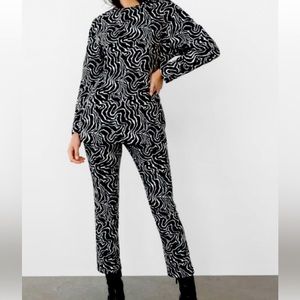 NWT Zara jacquard two piece outfit. Black/white